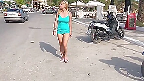 Aleena LE flash in public - Greece