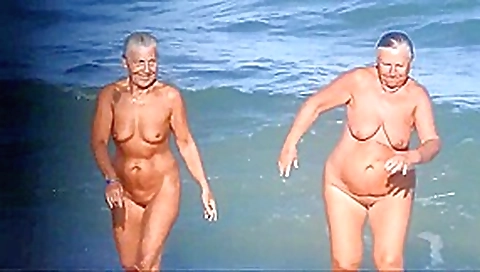 Nude Beach MILFs & GILFs
