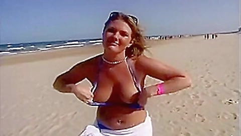 GGW Beach Babes 2