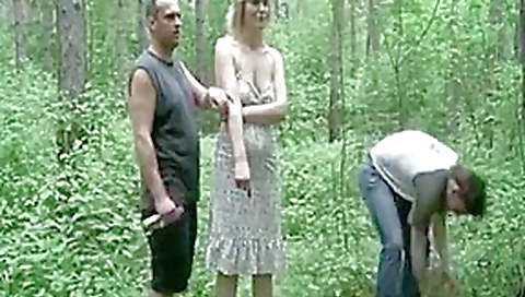 amateur bukkake in Moscow park