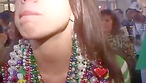 Wild Spring Break Girls Flashing Boobs