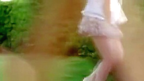 Japanese Ho Squats To Pee