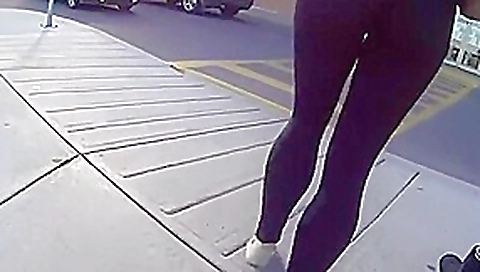 Her big juicy ass