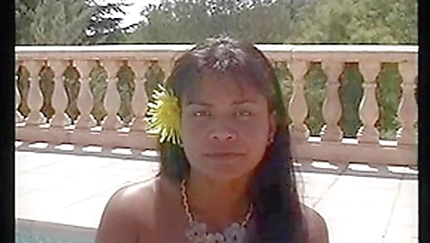Unshaven pussy Latina fucking in the open