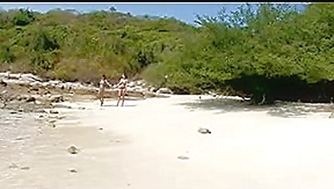 Nude Beach - Hot Lesbians