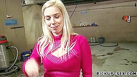 Czech girl Ellen flashes tits and fucked for some cash