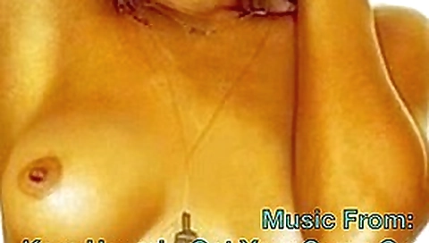 Rihanna NUDE!